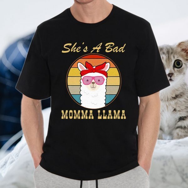 She'S A Bad Momma Llama Mama Animal Lover Mom T-Shirt