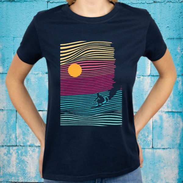 Surfing Waves Surfer Beach Ocean Retro Sports Lovers T-Shirts