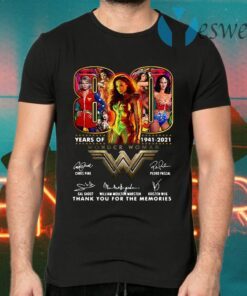 80 years of Wonder Woman 1941 2021 signatures thank you for the memories T-Shirts