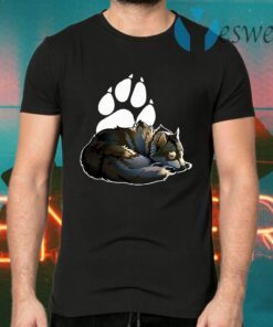 Wolf Sleeping T-Shirts