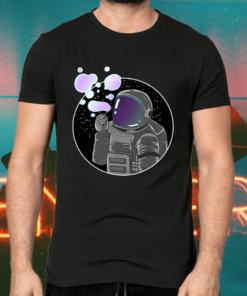 Astronaut Blowing Bubbles Funny Spaceman Galaxy Gift Tee Shirt