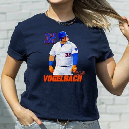 Daniel Vogelbach 32 New York Mets blowing gum shirts