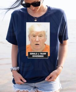 Donald J Trump 004206900 Mugshot T-Shirts
