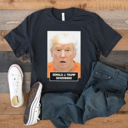 Donald J Trump 004206900 Mugshot TShirts