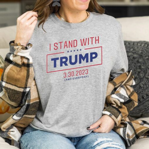 I Stand With Donald Trump 2023 T-Shirt