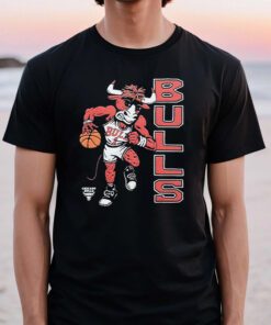 chicago bulls benny the bull Tshirts