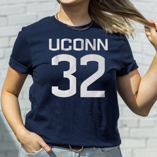 uconn basketball donovan clingan 32 t-shirt