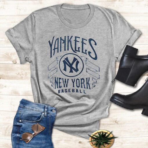 New York Yankees Darius Rucker Collection By Fanatics Distressed Rock Shirts