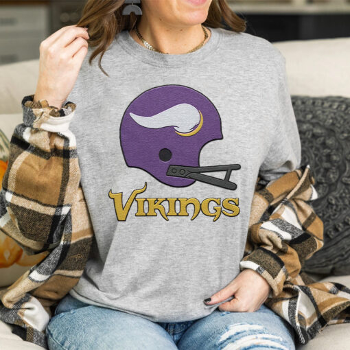 Minnesota Vikings Big Helmet T-Shirt