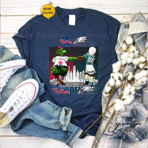 Philadelphia Phillies And Philadelphia Eagles T Shirt