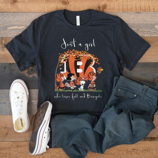 Just A Girl Who Love Fall And Cincinnati Bengals TShirt