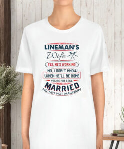 Awesome Lineman’s Wife T-Shirt