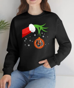 The Grinch Christmas Ornament Cincinnati Bengals Long Sleeve T-Shirts