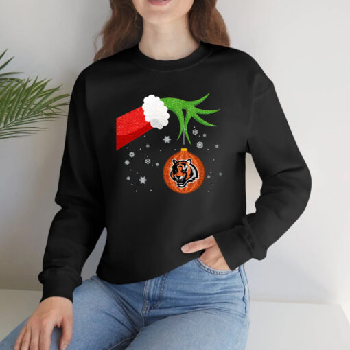 The Grinch Christmas Ornament Cincinnati Bengals Long Sleeve T-Shirts