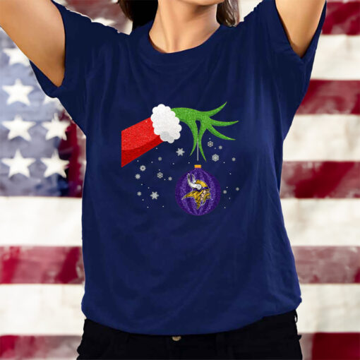 The Grinch Christmas Ornament Minnesota Vikings T-Shirtt