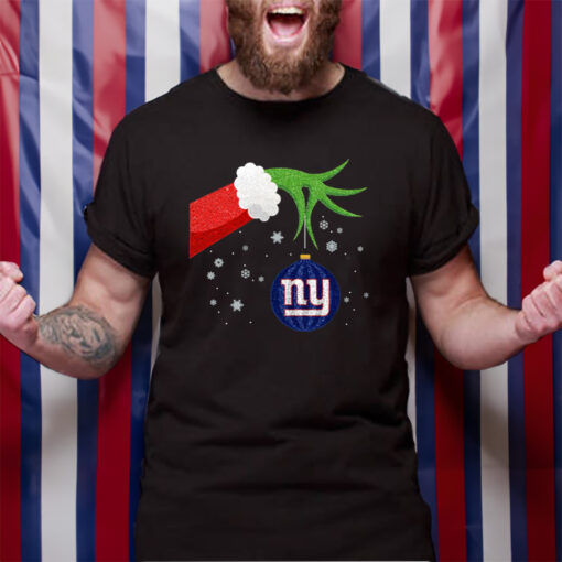 The Grinch Christmas Ornament New York Giants T-Shirt