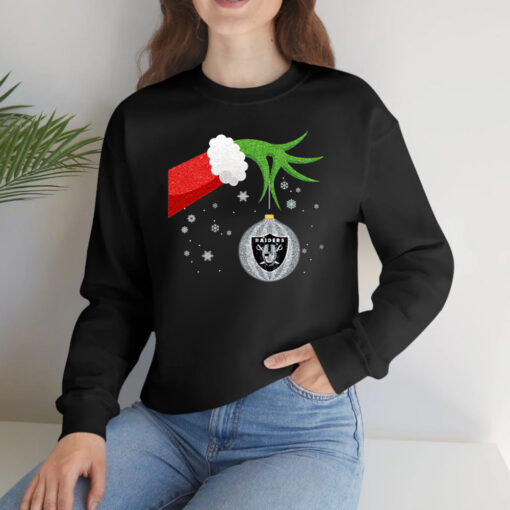 The Grinch Christmas Ornament Oakland Raiders Long Sleeve T-Shirtt