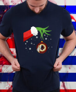 The Grinch Christmas Ornament Washington Redskins T-Shirtt