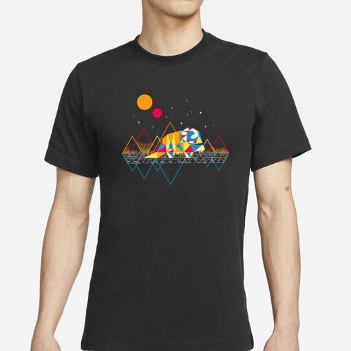 Roaming the lands graphic T-Shirts