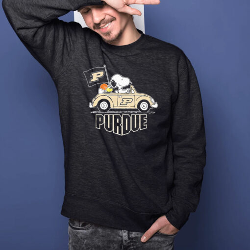 Snoopy and Woodstock Driving Car Purdue Boilermakers 2023 T-Shirtt