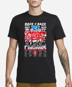 Buccaneers Back 3 Back 2023 NFC South Division Champions signatures T-Shirt1