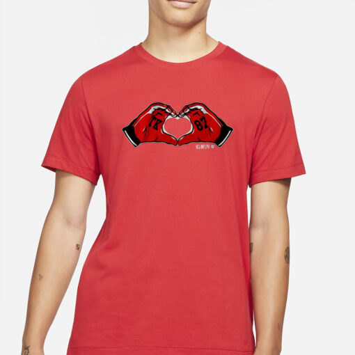 TRAVIS KELCE HEART HANDS T-SHIRT1