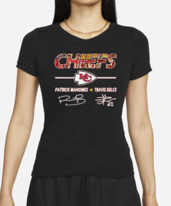 Chiefs Patrick Mahomes And Travis Kelce Signatures T-Shirt