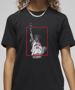 UConn Owns New York USA T-Shirt