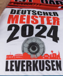 Erstmals Deutscher MeisterDie Fotos zur Titel-Party von Bayer Leverkusen T-Shirt