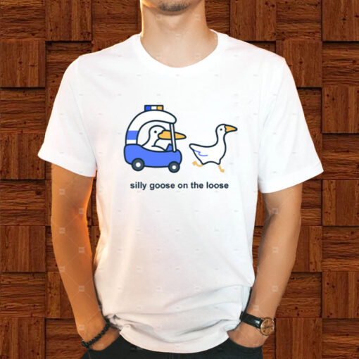 Eveoart Silly Goose On The Loose Graphic T-Shirt1