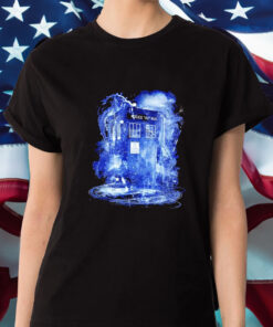 Space And Time Storm Police Public Call Box T-Shirt5